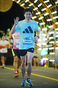 BIB: 77907
                            <button type="button" onclick="openModal(22885866)" class="btn btn-primary btn-sm float-right btn-popup" data-toggle="modal" data-target=".modal-high-quality">
                        <i class="fas fa-shopping-cart"></i> Add to Cart
                    </button>
                                            <button type="button" onclick="isThisMe(22885866, true)" class="btn btn-success btn-sm float-right btn-popup btn-isme hidden" data-toggle="tooltip" data-placement="bottom" title="นี่คือรูปของคุณใช่ไหม คลิกที่นี่เพื่อเอาเข้าอัลบั้ม">
                        <i class="fas fa-plus"></i> Add to album
                    </button>
                    <button type="button" onclick="isThisMe(22885866, false)" class="btn btn-warning btn-sm float-right btn-popup btn-isnotme hidden">
                        <i class="fas fa-ban"></i> Remove from album
                    </button>